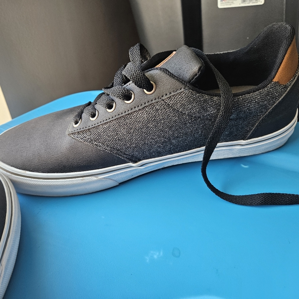 Vans Black and Brown Men's Sneakers - Picture 2 of 13